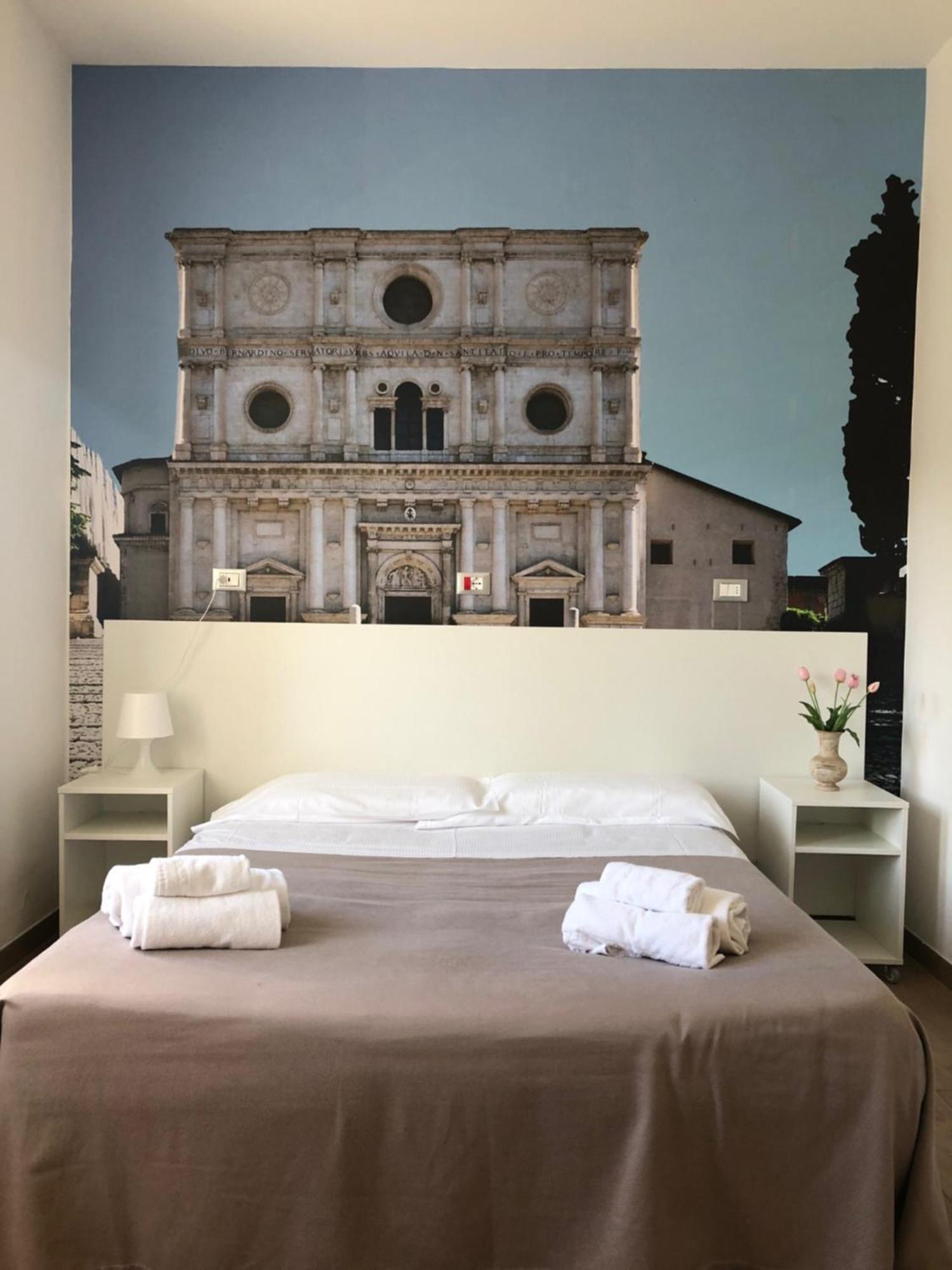 Hotel Porta Rivera LʼAquila Buitenkant foto